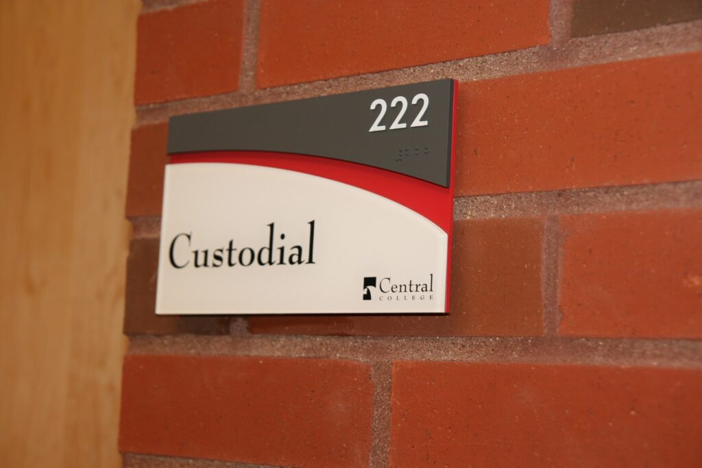 Novacryl PT Central College sign