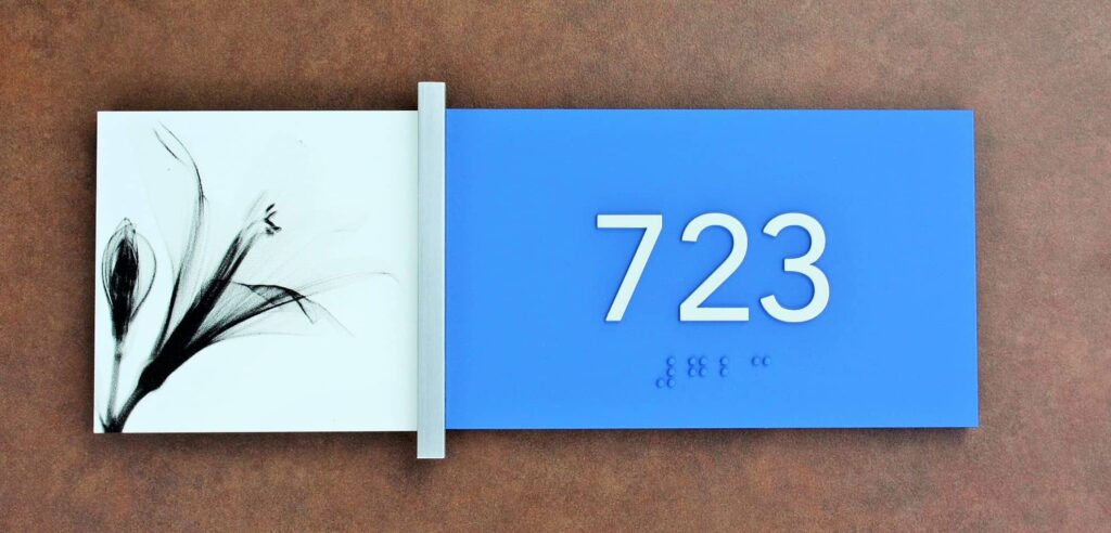 Novacryl PT 060 hotel room sign