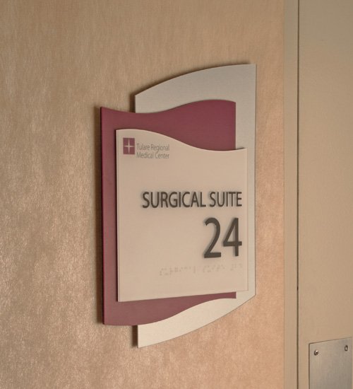 Novacryl PT surgical suite sign